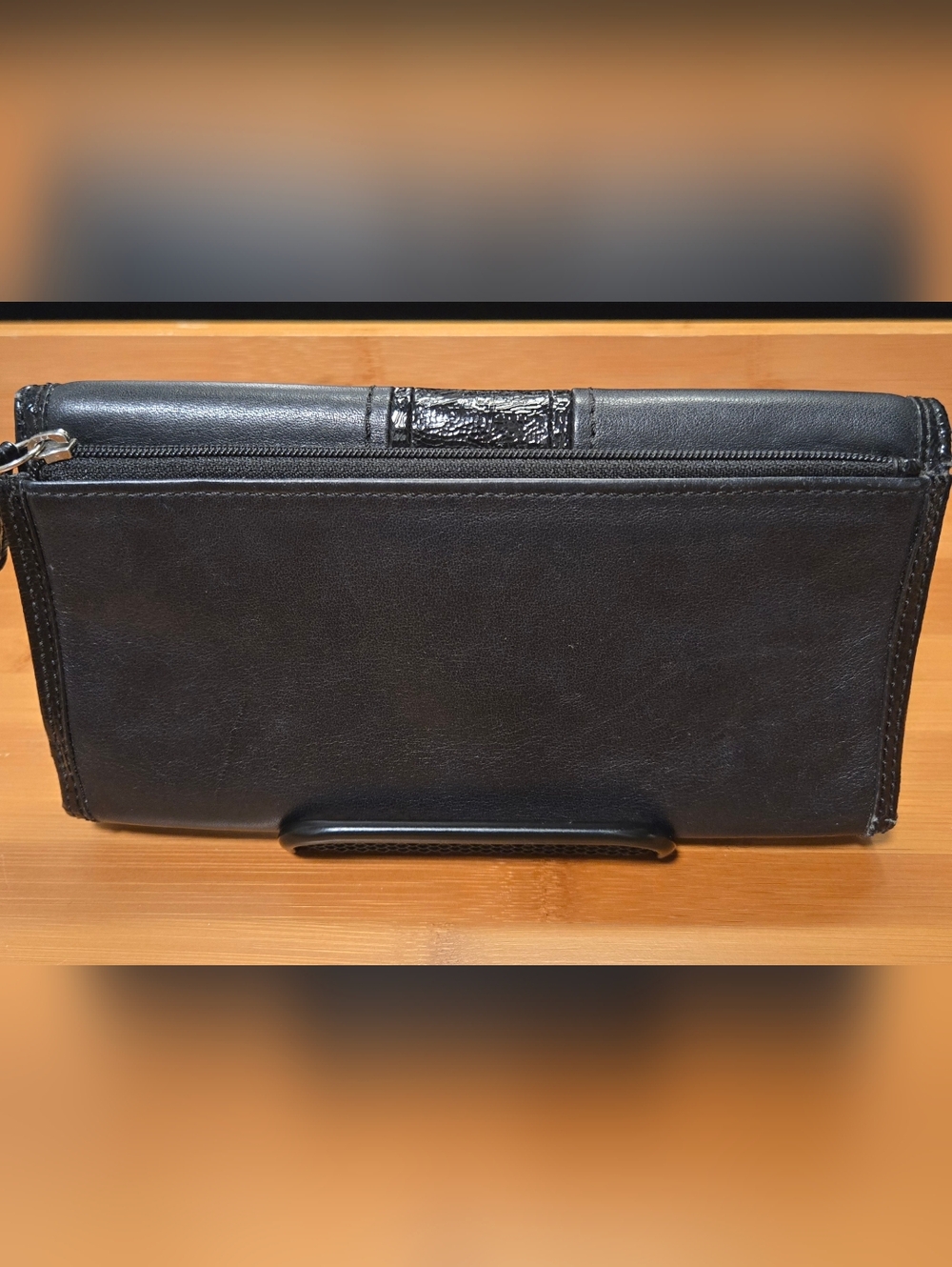 Coach Black Leather Clutch Wallet with Glossy Center Stripe - Picture 2 of 12